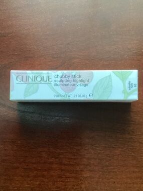 BRAND NEW CLINIQUE CHUBBY STICK SCULPTING HIGHLIGHT - HEFTY HIGHLIGHT